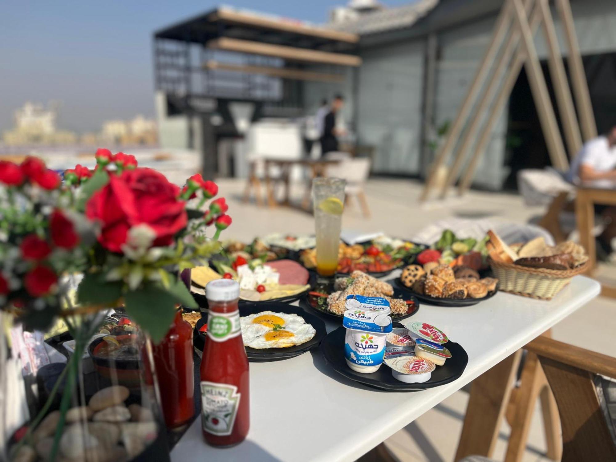 Royal Great Pyramid Inn Kafr Ghatati Bagian luar foto
